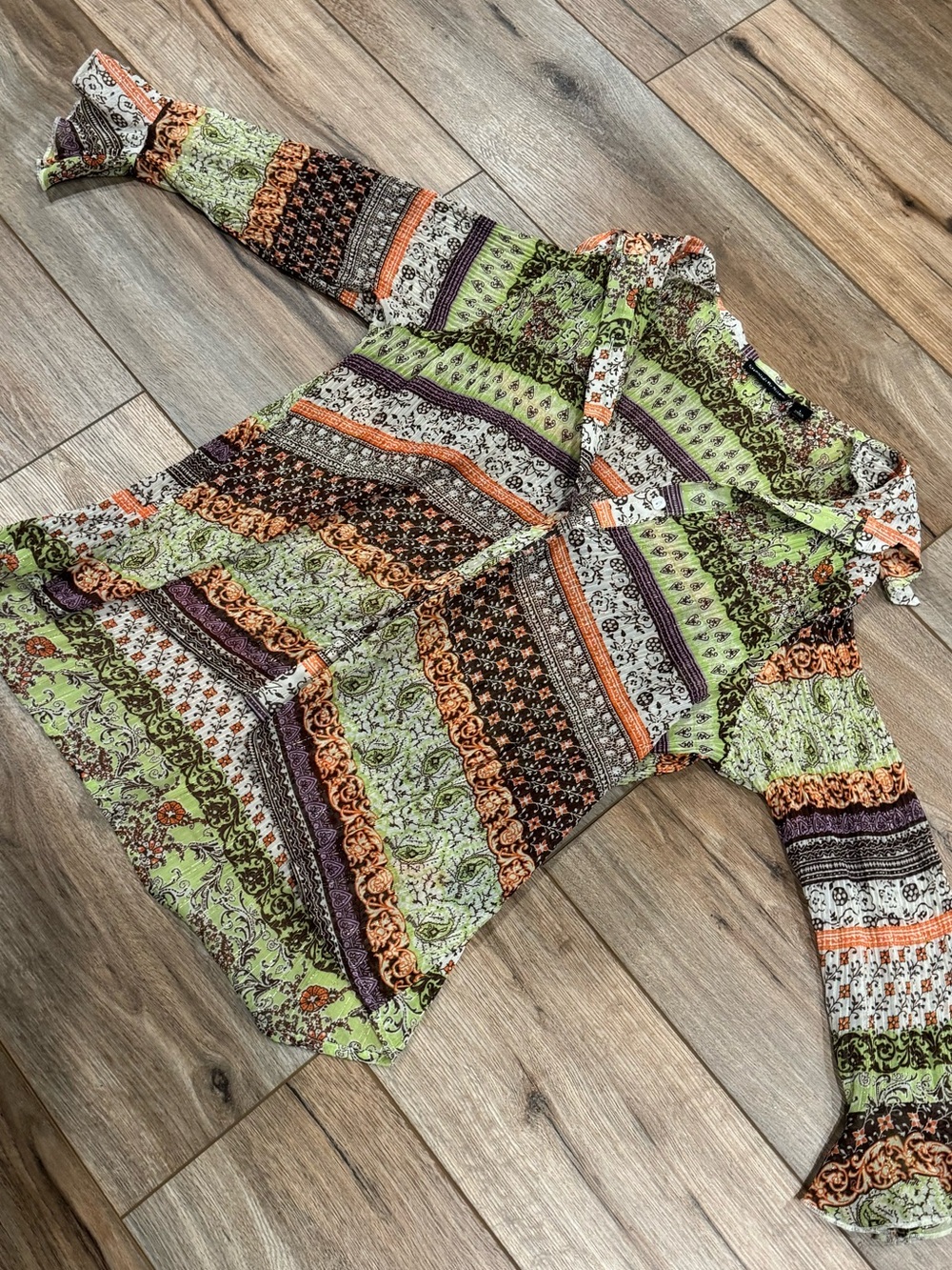 ESSENTIALS BY MILANO Boho Style Colorful Sheer Blouse | Size Large